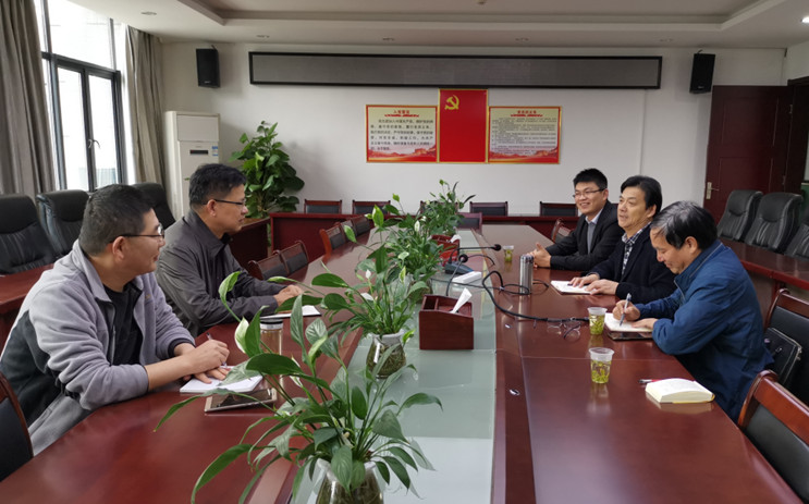 beat365英国官网大中小学思政课一体化建设研究中心主任赴江夏区教研室研究中心工作(图1) beat365英国官网大中小学思政课一体化建设研究中心主任赴江夏区教研室研究中心工作(图1)