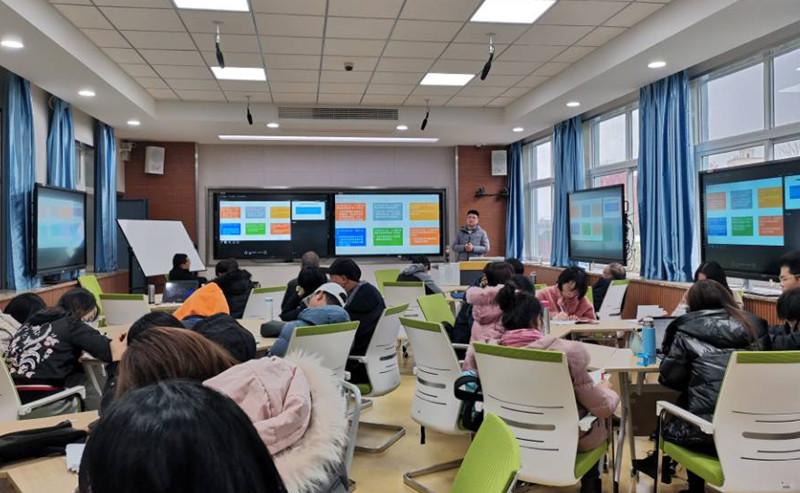 beat365英国官网副院长向全校教师作总体国家安全观培训(图2)