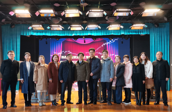 大中小学携手思政课建设 一体化埋下真善美种子(图6) 大中小学携手思政课建设 一体化埋下真善美种子(图6)