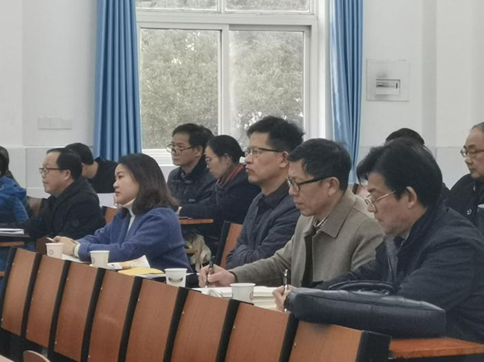 beat365英国官网大中小学思政课一体化建设研究中心邀请中学思政课教师深入高校思政课堂(图2) beat365英国官网大中小学思政课一体化建设研究中心邀请中学思政课教师深入高校思政课堂(图2)